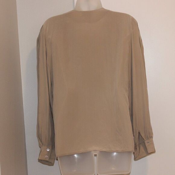 Vintage The Silk Farm Tan Blouse 100% Silk Women Size 10 - Picture 8 of 10